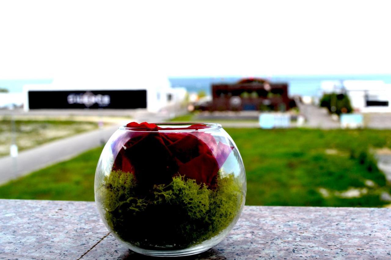 Summerland Sea & Lake Mamaia Buitenkant foto