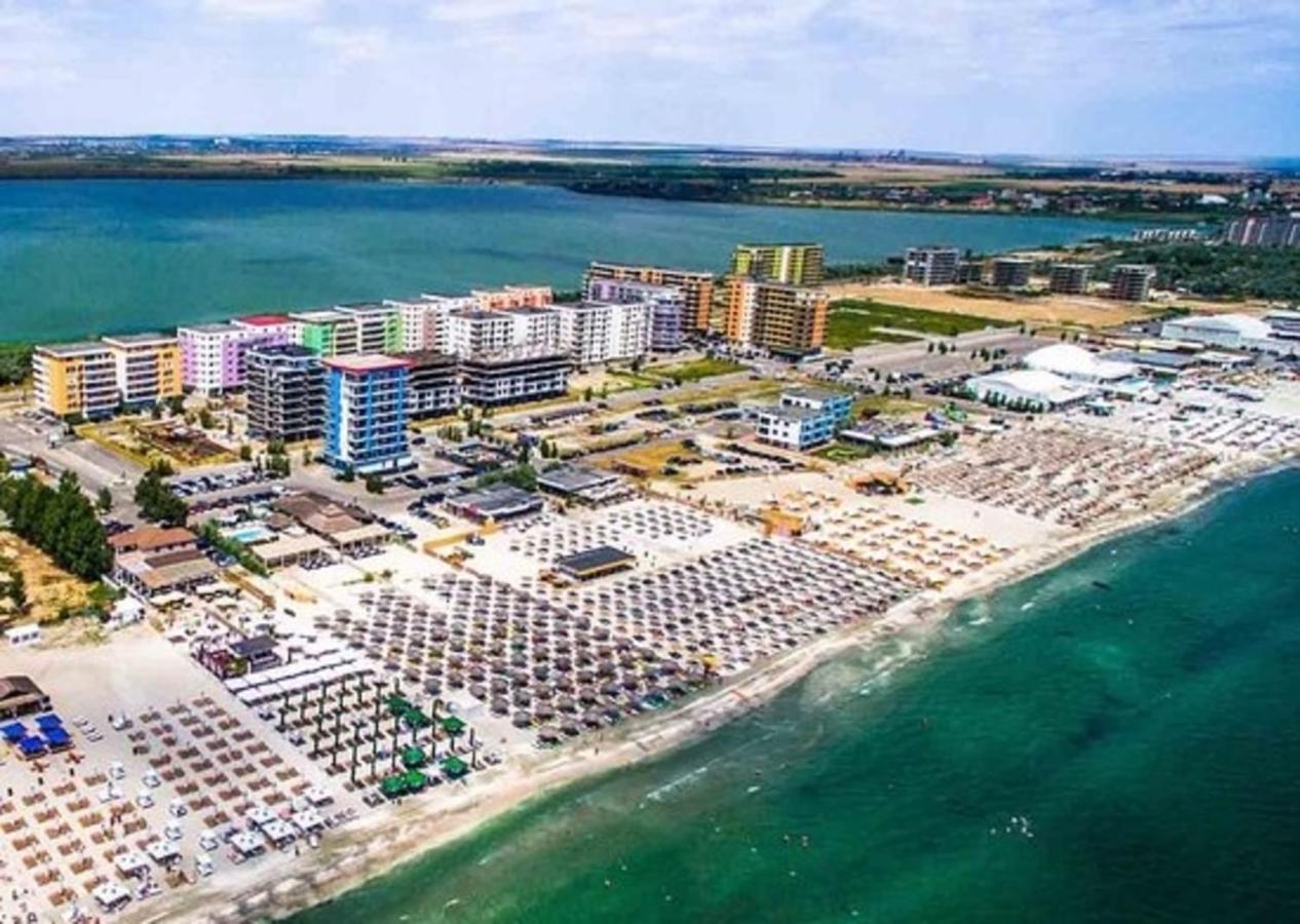 Summerland Sea & Lake Mamaia Buitenkant foto